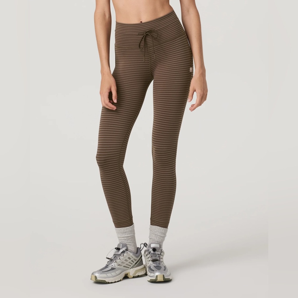 Vuori Stripe Daily Legging